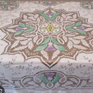 Vintage Colorful Scottish Quaker Lace Tablecloth, Purple Thistles